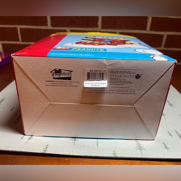 Department 56 Peanuts Christmas Snoopy & Woodstock Light up Candy Dish - Picture 4 of 6